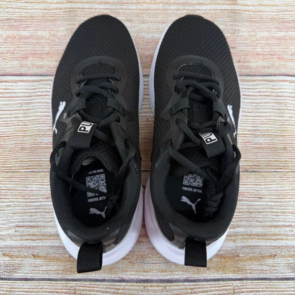 Puma Skyrocket Womens‎ Sneakers Black White Running Shoes 312395-02 Size 6